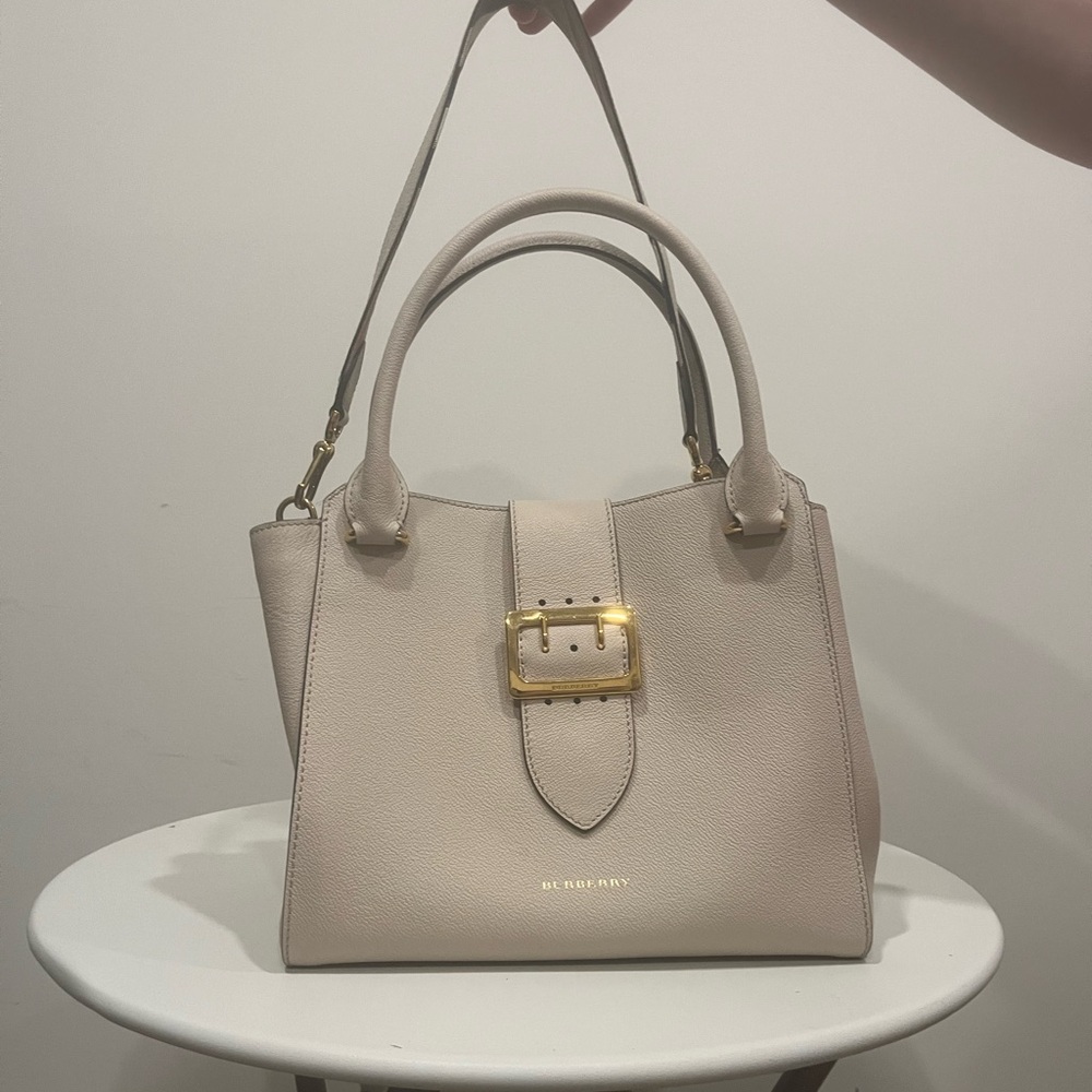 Burberry medium buckle tote, soft grain